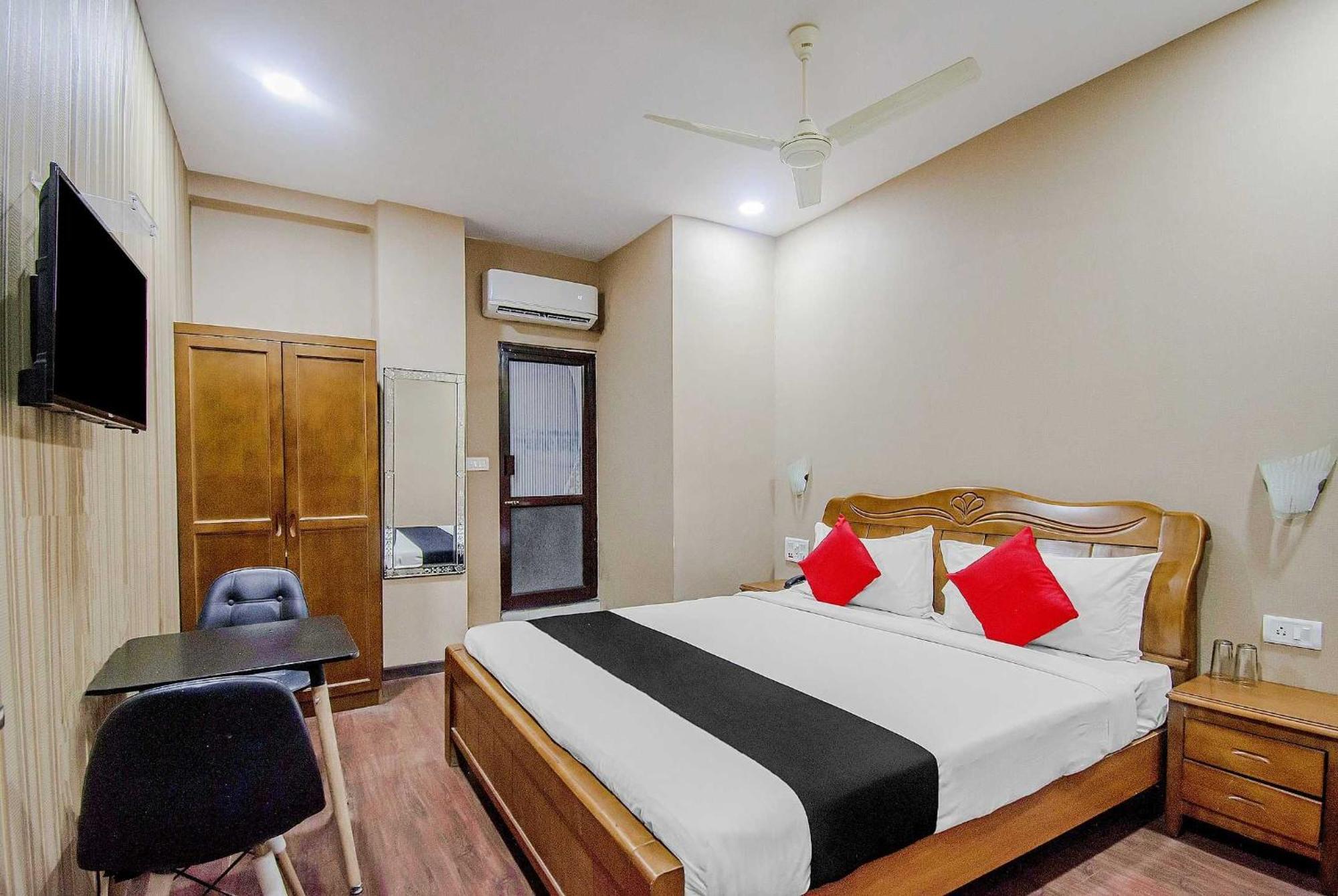 Collection O Mg Guest House Kolkata Luaran gambar
